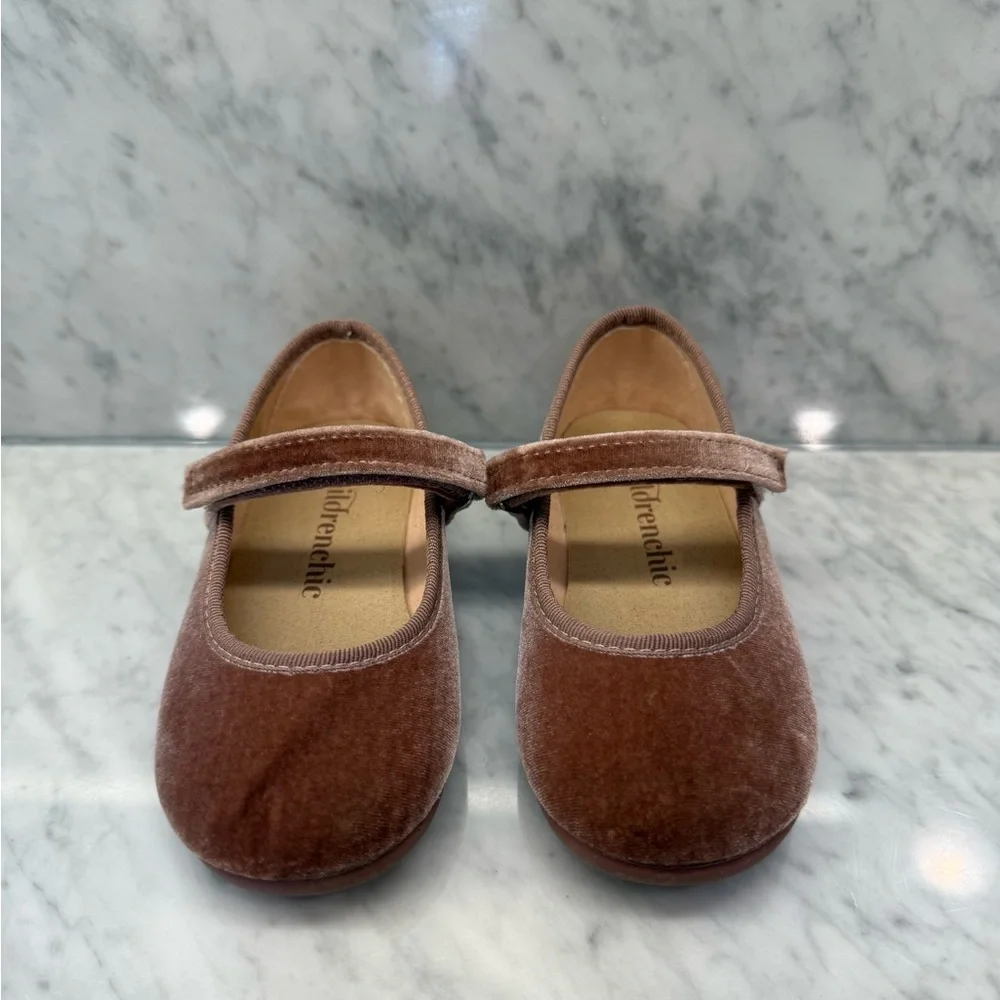 Childrenchic Cassie Rose Velvet Mary Jane Shoes